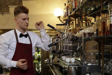 Starbucks debuta en Italia con cafetería de alta gama