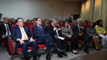 Presidente Cortizo se reúne con la Comisión de Estado por la Justicia