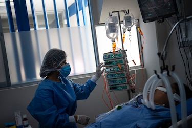 Organización Mundial de la Salud recomienda 2 nuevos tratamientos contra la Covid-19
