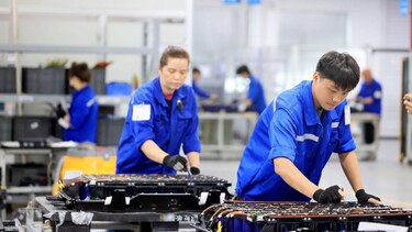 Cómo China ganó con sorprendente rapidez la carrera mundial por las baterías para vehículos eléctricos
