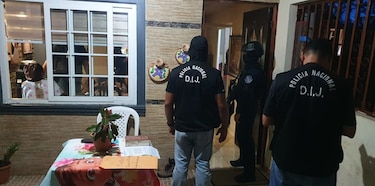 Arrestaron a cuatro personas por extorsión en proyecto de construcción 