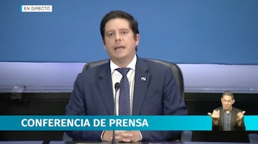Federico Alfaro presenta su renuncia irrevocable; Jorge Rivera Staff, nuevo ministro de Comercio