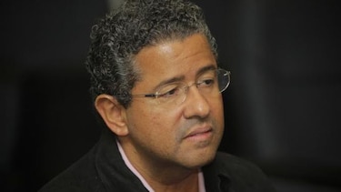 Expresidente Francisco Flores sigue en estado crítico