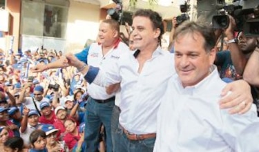 Solís, compañero de Navarro