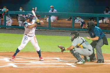 Panamá Metro y Coclé buscan tomar aire en sus respectivas llaves de semifinal 