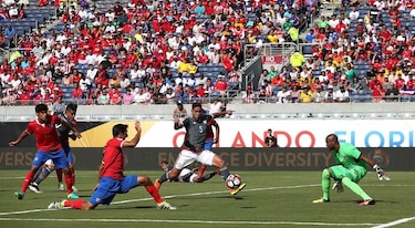 Costa Rica y Paraguay firman un empate sin goles