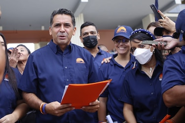 Moca ya es partido; Lombana promete una ‘política sin corrupción’   