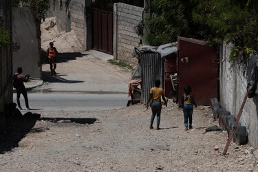 Estados Unidos insta a sus ciudadanos a abandonar Haití lo antes posible