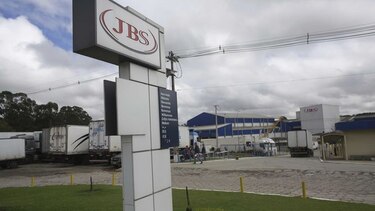 Brasil: Fundador de JBS vuelve a presidir la empresa tras arresto de sus hijos