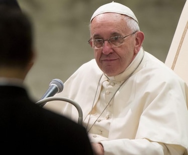 Papa Francisco pide a todos los sacerdotes del mundo que absuelvan a mujeres que han abortado