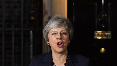 Theresa May recibe aprobación del Gobierno británico