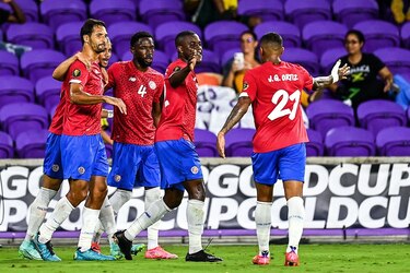 Costa Rica debuta con victoria ante Guadalupe y lidera grupo C de Copa Oro