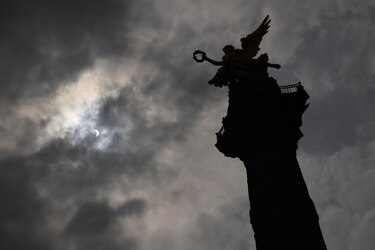 Astrónoma mexicana descarta daños por el eclipse: ‘El único efecto es el emocional’