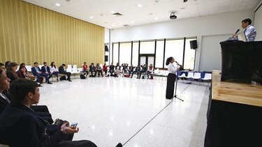 Jóvenes como líderes sociales