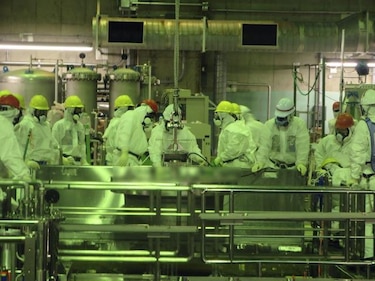 TEPCO comienza segunda retirada de combustible del reactor 4 de Fukushima