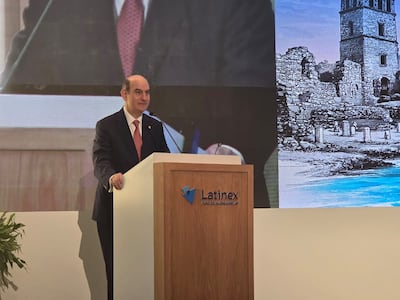 Chapman admite que faltan medidas para mejorar el grado de inversión