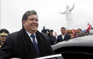 Familiares de Alan García presentan amparo para impedir que fiscal acceda a sus celulares