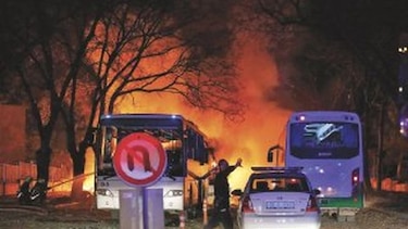 Atentado explosivo en Turquía deja al menos 28 muertos