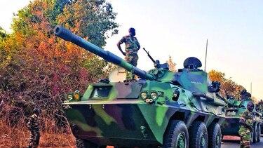 Ejército senegalés incursiona en Gambia