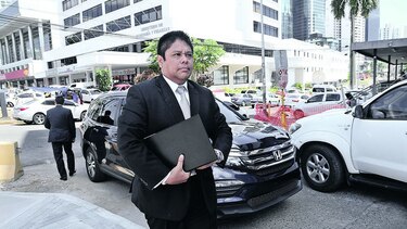 Admiten la querella del Estado por los sobornos