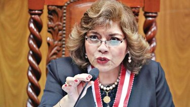 Exfiscal acusado de encubrimiento no podrá salir de Perú