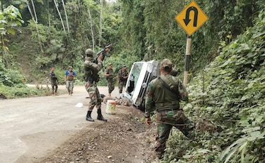 Sendero Luminoso mata a siete policías en Perú