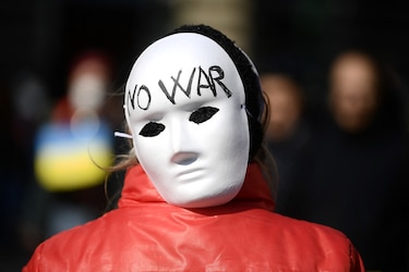 Rusia cierra medios digitales y redes para librar su guerra en Ucrania