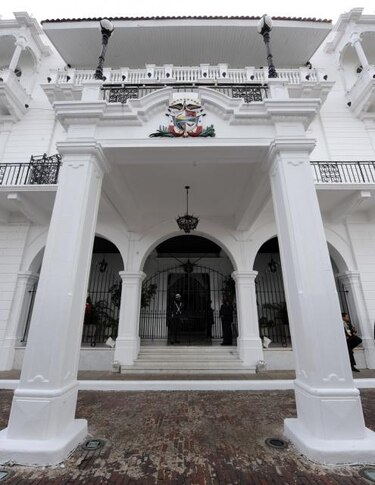 Gobierno de Panamá acusa a Italia de intentar vincularlo a trama de soborno