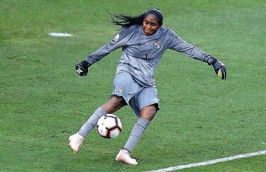 La panameña Yenith Bailey, entre las 20 mejores porteras del Mundo