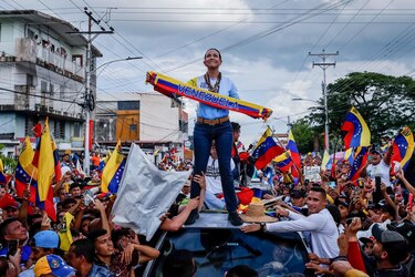 Tras atentado, Machado dice que Maduro apela a la ‘fuerza bruta’ ante ventaja electoral del antichavismo