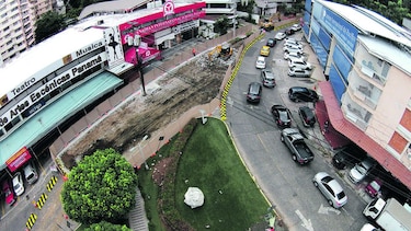 Trabajos en la plaza de Einstein