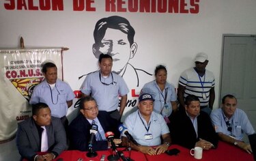 Trabajadores de Mi Bus se declaran en estado de alerta