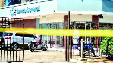 Condenan a 10 y 18 años de prisión a dos personas por robo y el homicidio de cajera