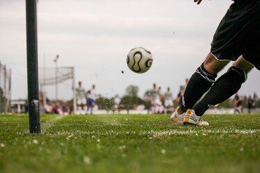 El Atlético escoge a Ruggeri en lugar de Robertson: ¿una decisión inteligente?
