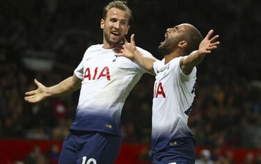 Tottenham golea 3-0 al United y deja muy tocado a Mourinho