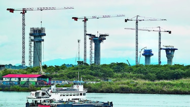 Tercer puente tiene 52% de avance