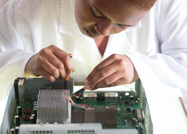 Panamá se prepara para ser parte del negocio de semiconductores que alcanza los $653 mil millones