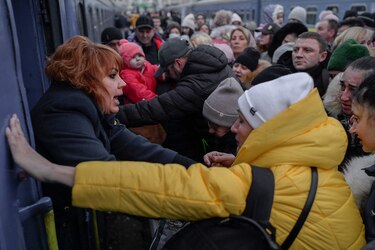 Moscú desplegó casi todas las tropas concentradas en la frontera con Ucrania