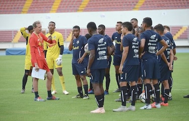 Mucho movimiento en las selecciones