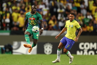 Alemania sufre otro revés, ahora ante Colombia; Senegal sorprende a Brasil
