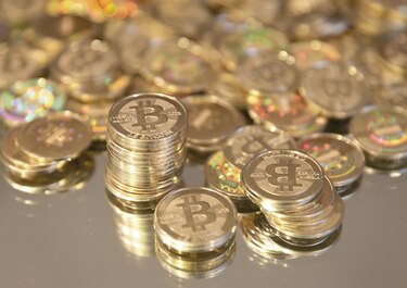 Bitcoin bajo control de cinco compañías