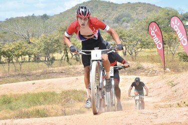 Herrera y Cubilla plantaron bandera en la pista El Vigía  