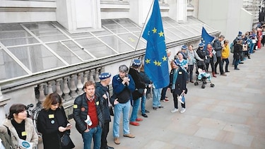 ‘Brexit’ alienta el traslado de activos