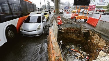 Una ruta deteriorada y peligrosa