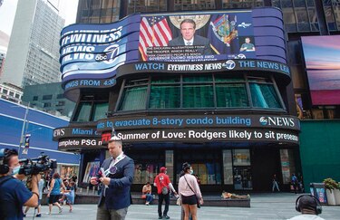 Críticos de Andrew Cuomo presionan para su posible juicio político