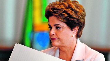 Rousseff, a investigación por corrupción