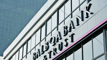 Dos propuestas para Balboa Bank