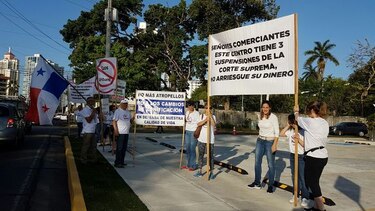 Residentes de Altos del Golf hacen llamado de atención a las autoridades