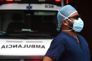 Minsa pagará en agosto a médicos internos salarios pendientes y sobresueldos