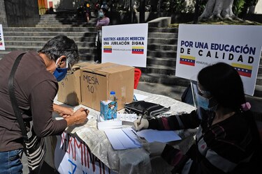 Centro Carter explora posibilidad de observar elecciones en Venezuela